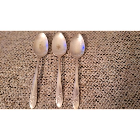 Tudor Plate Oneida Community Silver Plate Spoons Forks - Picture 3 of 3
